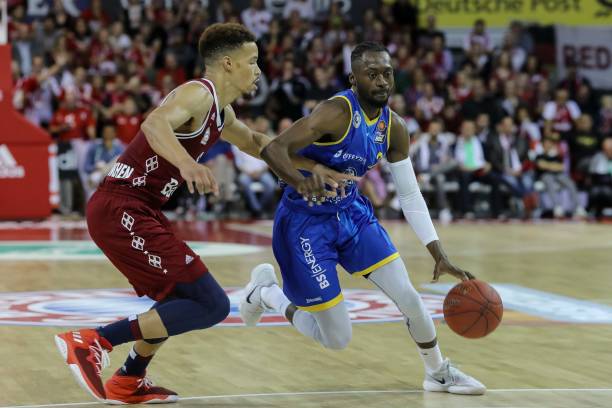 是他职业生 是他职业生