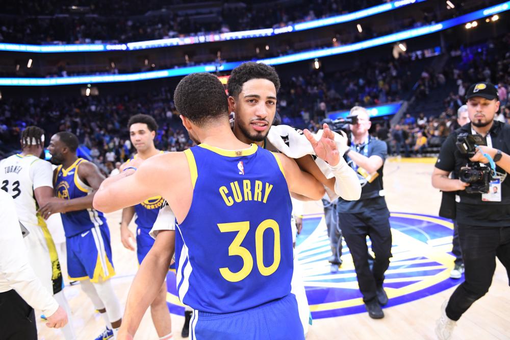 两人存伤病 两人存伤病