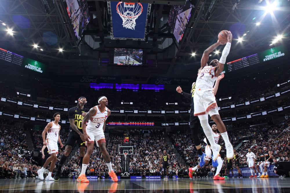 球队内部更 球队内部更