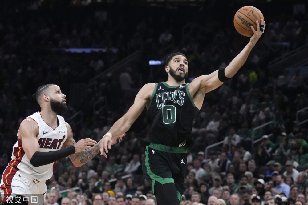 吸引了越来 吸引了越来