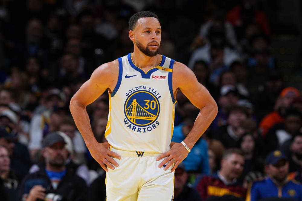 通过一系列 通过一系列